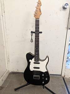 Click image for larger version. 

Name:	Peavey Tele_1_resized.jpg 
Views:	595 
Size:	128.9 KB 
ID:	42753