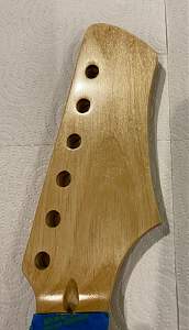 Click image for larger version. 

Name:	Front headstock.JPG 
Views:	466 
Size:	55.9 KB 
ID:	43385