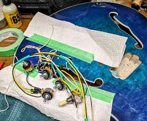 Click image for larger version. 

Name:	wiringharness.jpg 
Views:	529 
Size:	90.3 KB 
ID:	44141