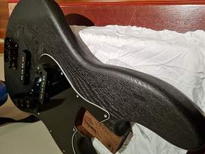 Click image for larger version. 

Name:	Bass body color 1.jpg 
Views:	165 
Size:	112.2 KB 
ID:	44673