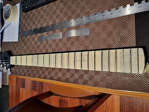 Click image for larger version. 

Name:	home made lutthier tools 2.jpg 
Views:	729 
Size:	142.7 KB 
ID:	44727