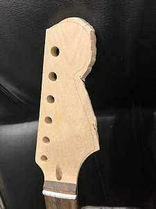 Click image for larger version. 

Name:	headstock.jpg 
Views:	208 
Size:	84.7 KB 
ID:	45324