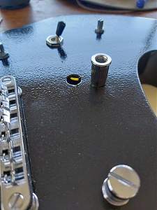 Click image for larger version. 

Name:	groundwire.jpg 
Views:	970 
Size:	767.8 KB 
ID:	45411