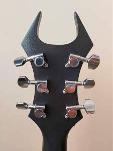 Click image for larger version. 

Name:	guitar4.jpg 
Views:	3 
Size:	557.9 KB 
ID:	45435