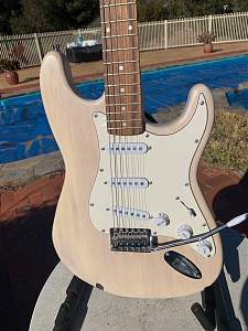 Click image for larger version. 

Name:	Strat 10 Years On 04.jpg 
Views:	4 
Size:	782.8 KB 
ID:	45662