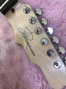 Click image for larger version. 

Name:	104 Neck Headstock 1.jpg 
Views:	14 
Size:	66.3 KB 
ID:	45785