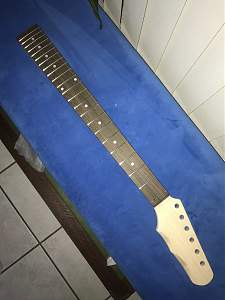 Click image for larger version. 

Name:	Headstock 3.jpg 
Views:	22 
Size:	80.8 KB 
ID:	45830