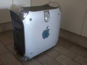 Click image for larger version. 

Name:	G4 Mac_resized.jpg 
Views:	297 
Size:	85.0 KB 
ID:	6546