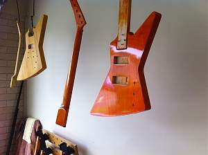 Click image for larger version. 

Name:	Guitar shots 28 Dec 2015 001.jpg 
Views:	222 
Size:	484.2 KB 
ID:	7227