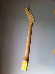 Click image for larger version. 

Name:	Guitar shots 28 Dec 2015 005.jpg 
Views:	262 
Size:	476.8 KB 
ID:	7231