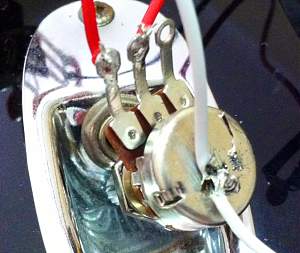 Click image for larger version. 

Name:	photo tone pot.JPG 
Views:	283 
Size:	339.2 KB 
ID:	8445